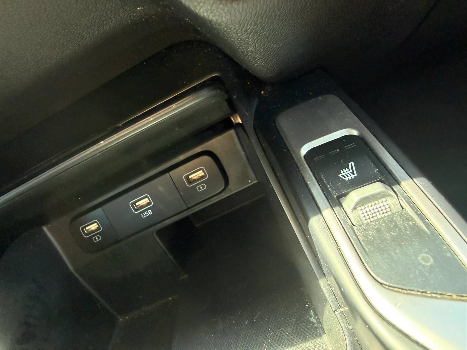 Used 2021 Kia Sorento S w/ Panoramic Sunroof Package FWD image 20