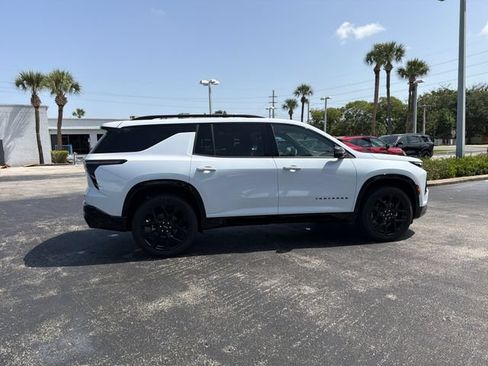 New 2026 Chevrolet Traverse RS AWD/4WD image 13