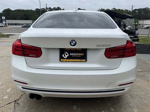 Used 2017 BMW 330i Sedan RWD image 6