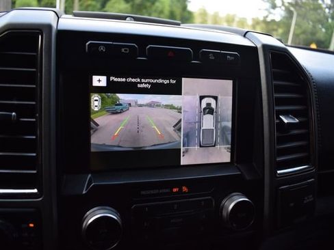 Used 2019 Ford F150 Raptor w/ Equipment Group 802A Luxury AWD/4WD image 15