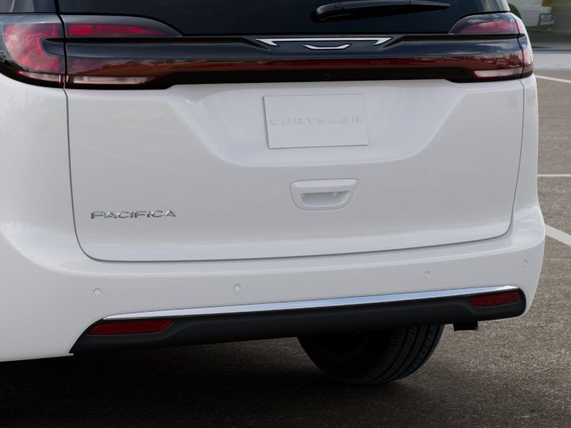 New 2027 Chrysler Pacifica Select w/ Family Tech Group FWD image 13