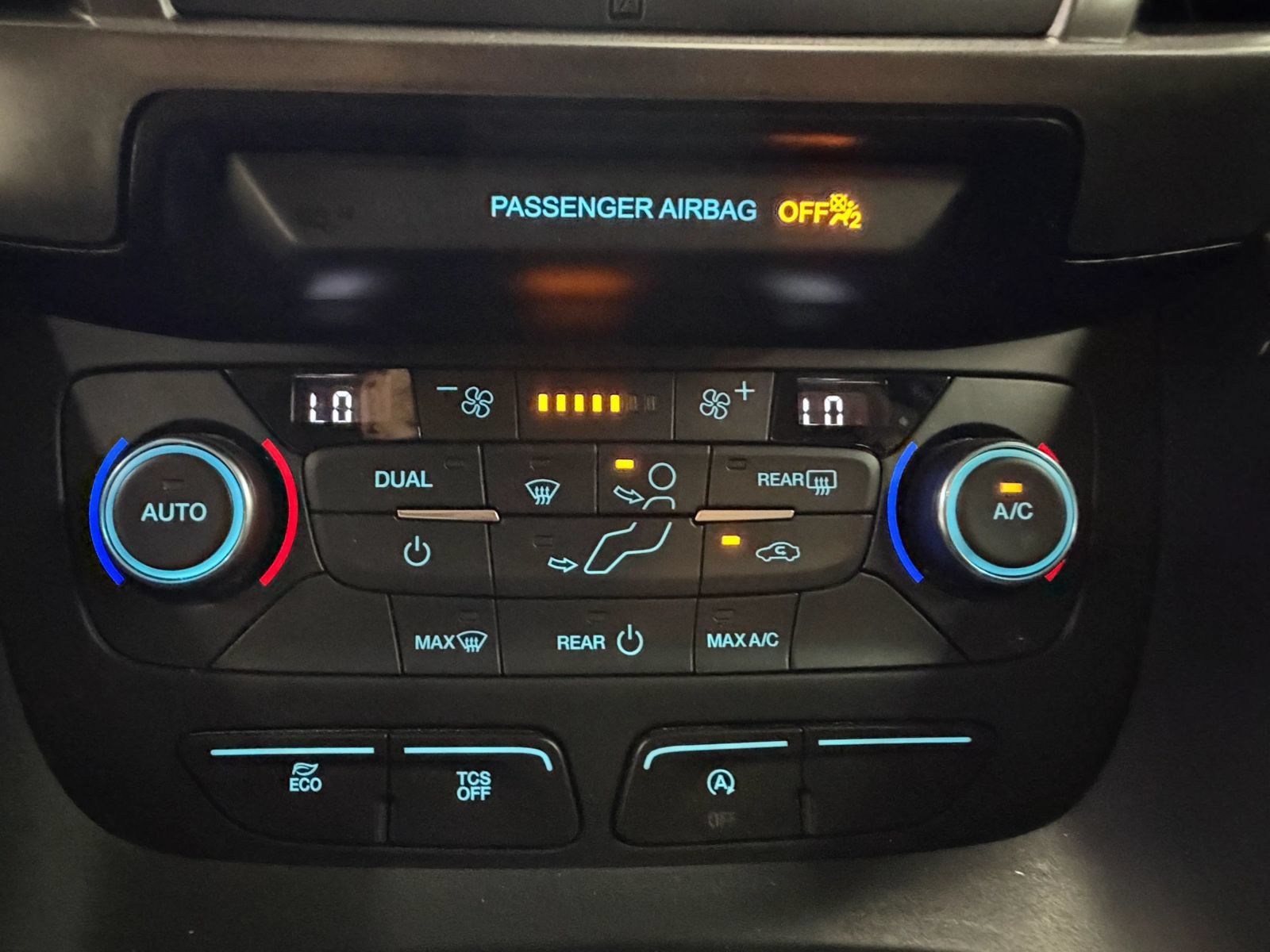 Used 2020 Ford Transit Connect XLT FWD image 46