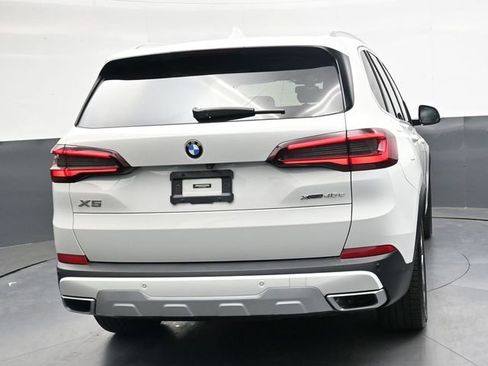 Used 2021 BMW X5 xDrive45e AWD/4WD image 4