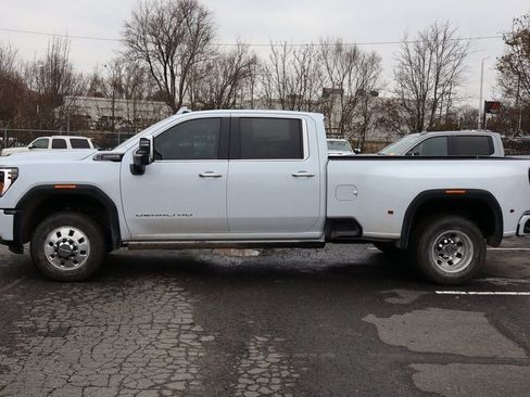New 2026 GMC Sierra 3500 Denali Ultimate AWD/4WD image 5