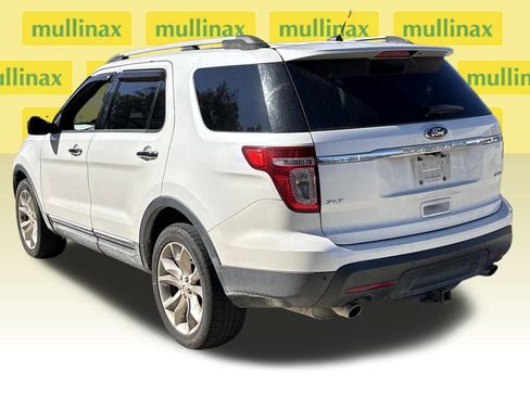 Used 2014 Ford Explorer XLT w/ Equipment Group 202A image 11