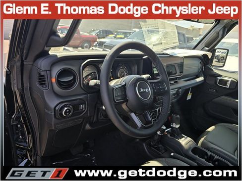 New 2026 Jeep Gladiator Mojave AWD/4WD image 8