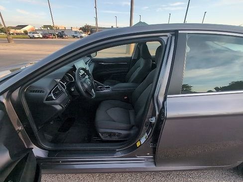 Used 2024 Toyota Camry LE FWD image 11