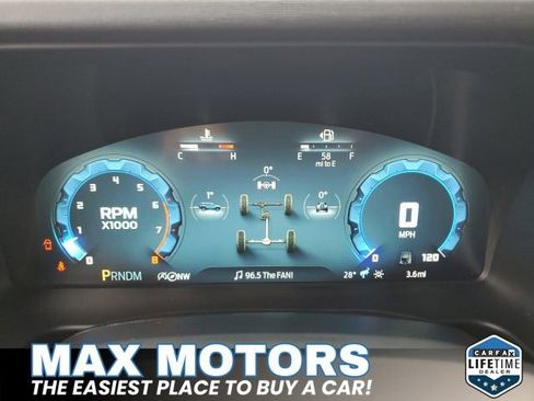 New 2025 Ford Bronco Outer Banks w/ Sasquatch Package image 23