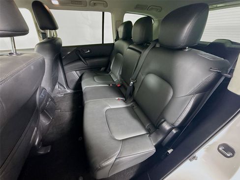 Used 2022 Nissan Armada SV w/ SV Appearance Package image 16