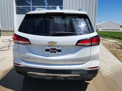 Used 2022 Chevrolet Equinox Premier AWD/4WD image 4