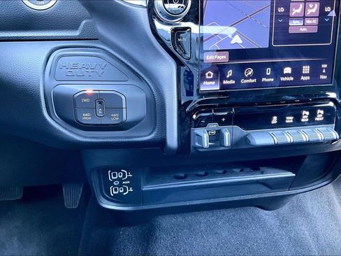 Certified 2026 RAM 2500 Big Horn AWD/4WD image 12