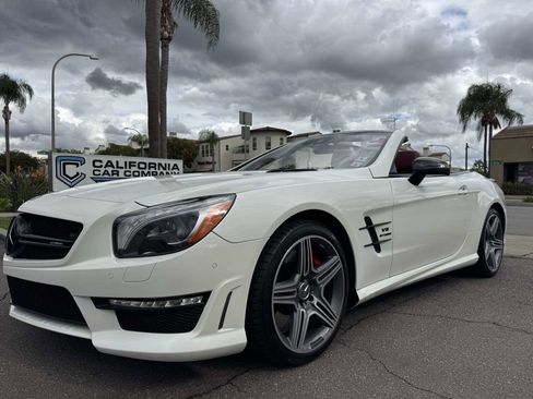 Used 2015 Mercedes-Benz SL 63 AMG image 17