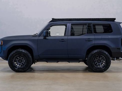 Used 2025 Toyota Land Cruiser image 20