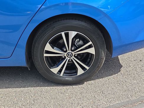 Used 2021 Nissan Sentra SV FWD image 16