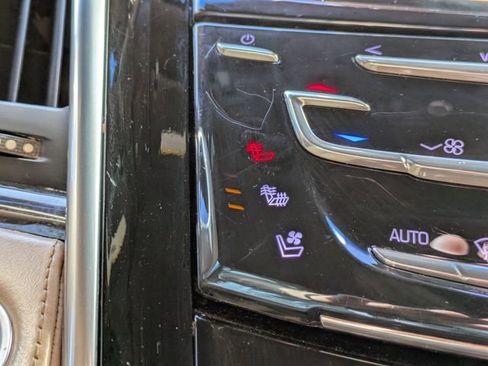 Used 2020 Cadillac Escalade Platinum w/ Escalade Sport Edition image 28