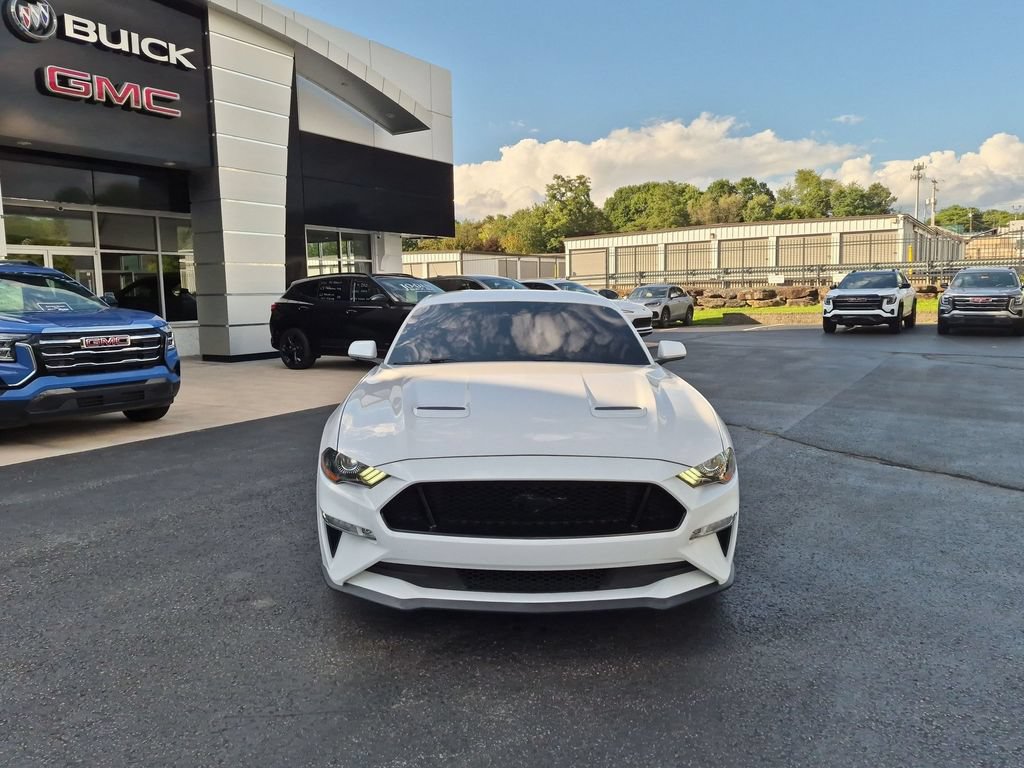 Used 2021 Ford Mustang GT RWD image 2
