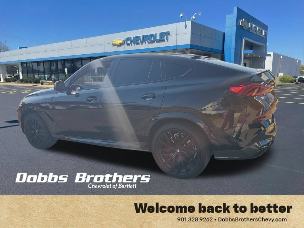 Used 2022 BMW X6 M50i w/ Executive Package AWD/4WD image 13