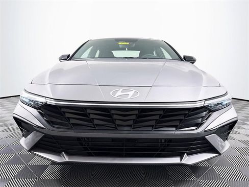 New 2026 Hyundai Elantra Sport image 11