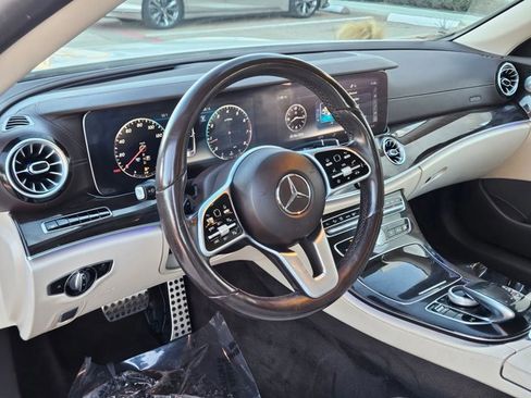 Used 2019 Mercedes-Benz E 450 Cabriolet image 10