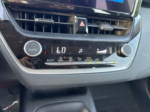 Used 2024 Toyota Corolla LE FWD image 26