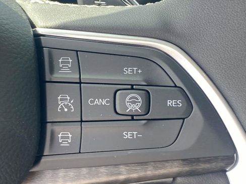 New 2026 Jeep Grand Cherokee Limited w/ Luxury Tech Group II RWD image 53