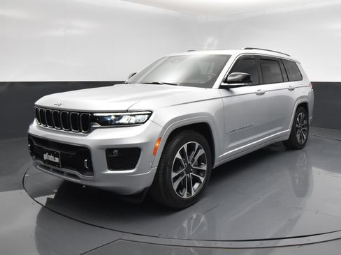 Used 2022 Jeep Grand Cherokee L Overland AWD/4WD image 2