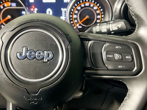 Used 2021 Jeep Wrangler Unlimited Sport image 19