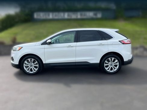 Used 2021 Ford Edge Titanium w/ Equipment Group 301A image 2