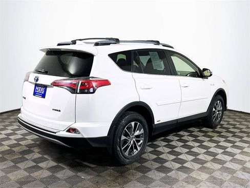 Certified 2018 Toyota RAV4 LE Plus image 8