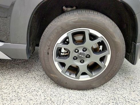 Used 2024 Honda Pilot EX-L image 9