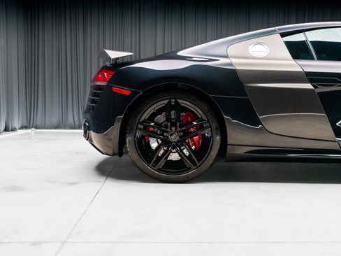 Used 2014 Audi R8 V10 image 32