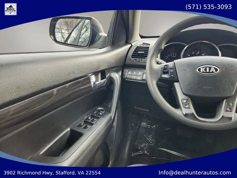 Used 2012 Kia Sorento FWD image 30
