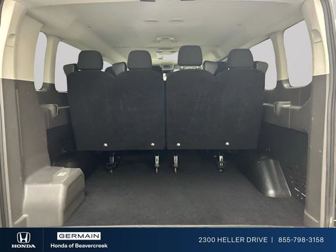 Used 2023 Ford Transit 350 XLT RWD image 28