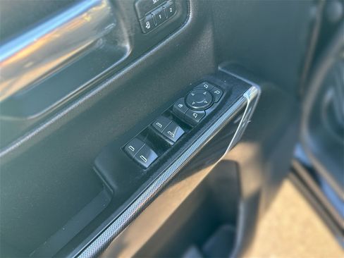 Used 2021 GMC Sierra 1500 AT4 image 16