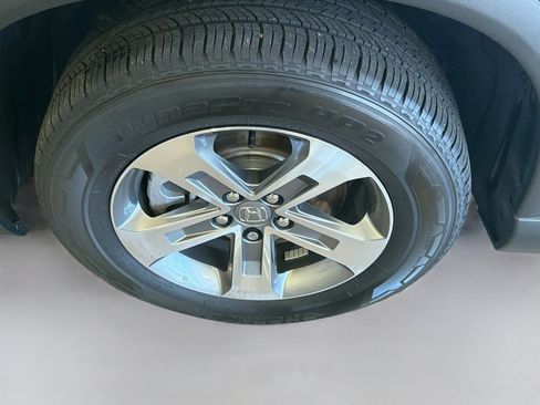 Certified 2025 Honda Pilot EX-L image 36