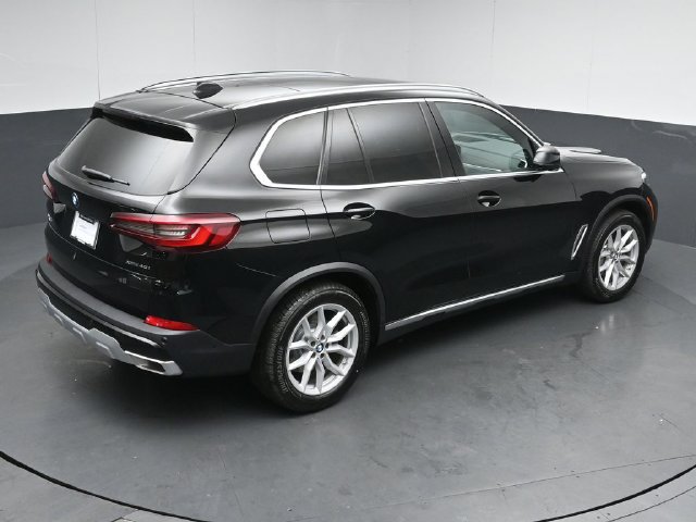 Used 2023 BMW X5 xDrive40i w/ Premium Package AWD/4WD image 51