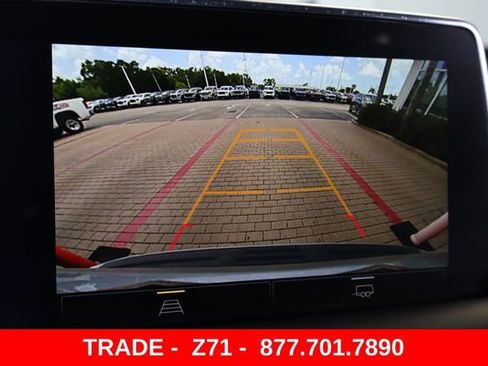 Used 2024 Chevrolet Suburban Z71 AWD/4WD image 29
