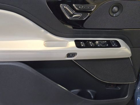 New 2026 Lincoln Aviator Reserve AWD/4WD image 23