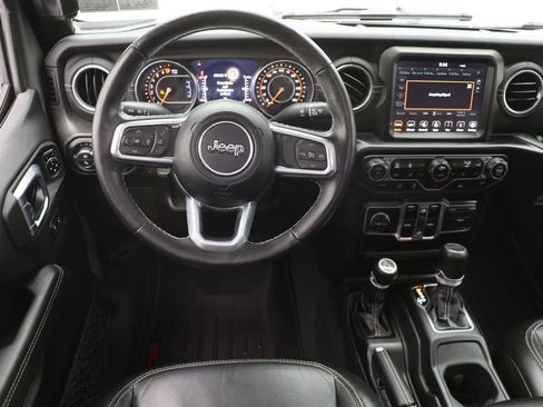 Used 2022 Jeep Gladiator Overland w/ Popular Equipment Package image 14