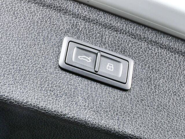 Used 2024 Audi Q5 2.0T Premium w/ Convenience Package AWD/4WD image 27