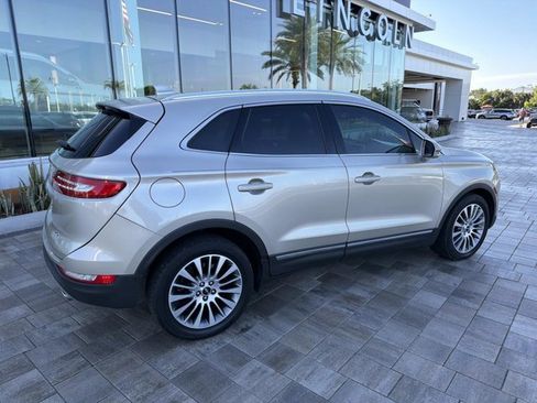Used 2017 Lincoln MKC Reserve FWD image 2