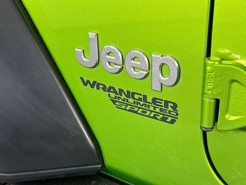 Used 2019 Jeep Wrangler Unlimited Sport S image 28
