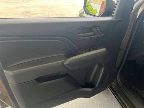 Used 2023 Chevrolet Colorado W/T RWD image 11