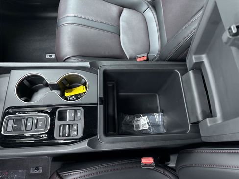 New 2026 Honda Pilot Black Edition image 18