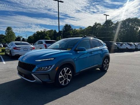 Used 2022 Hyundai Kona Limited AWD/4WD image 2