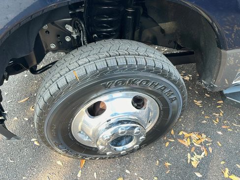 Used 2022 Ford F350 Lariat w/ Lariat Value Package image 5