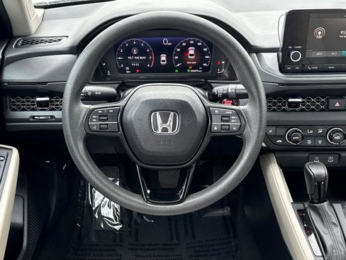 Used 2023 Honda Accord EX image 16