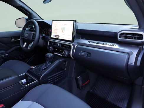 Certified 2026 Toyota Tacoma TRD Sport RWD image 28