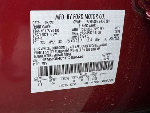 Used 2023 Ford Explorer Platinum w/ Technology Package AWD/4WD image 28