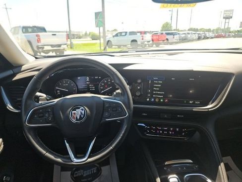 Used 2023 Buick Envision Essence FWD image 16